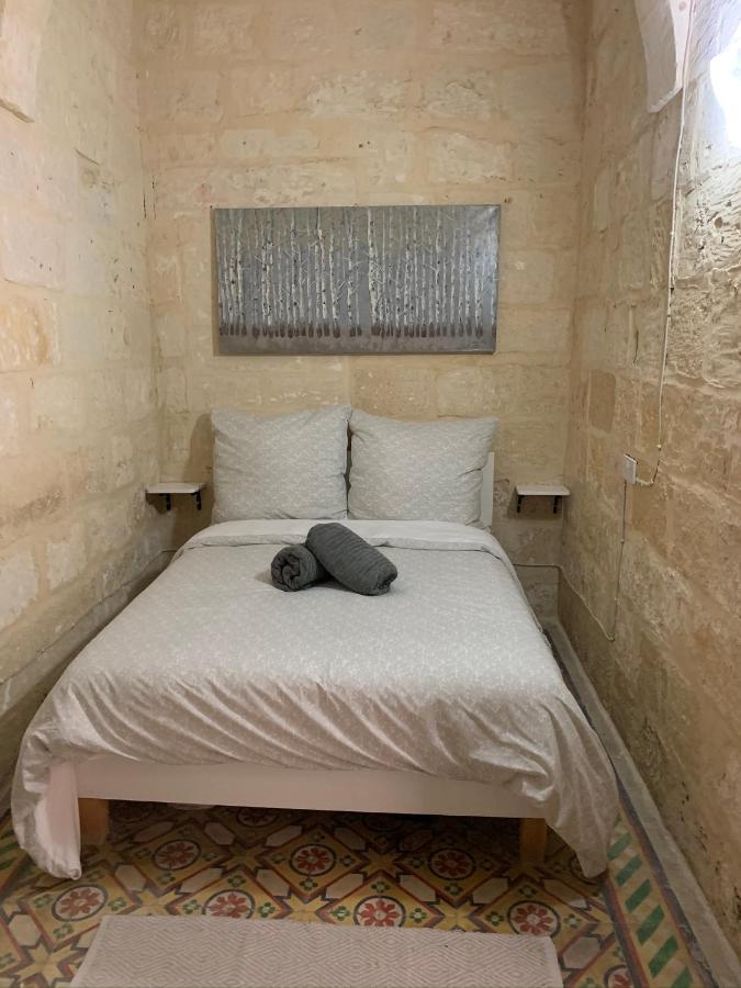 2 Bedroom Apartment In The Centre Of Valletta Exterior photo